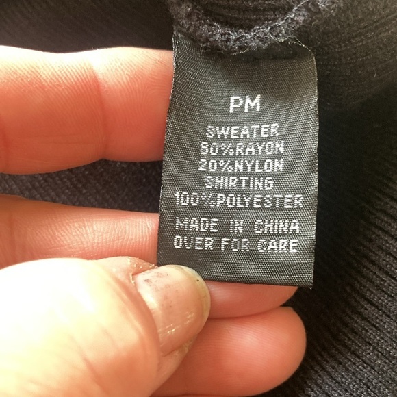 black & white top with knit bottom - Picture 6 of 9